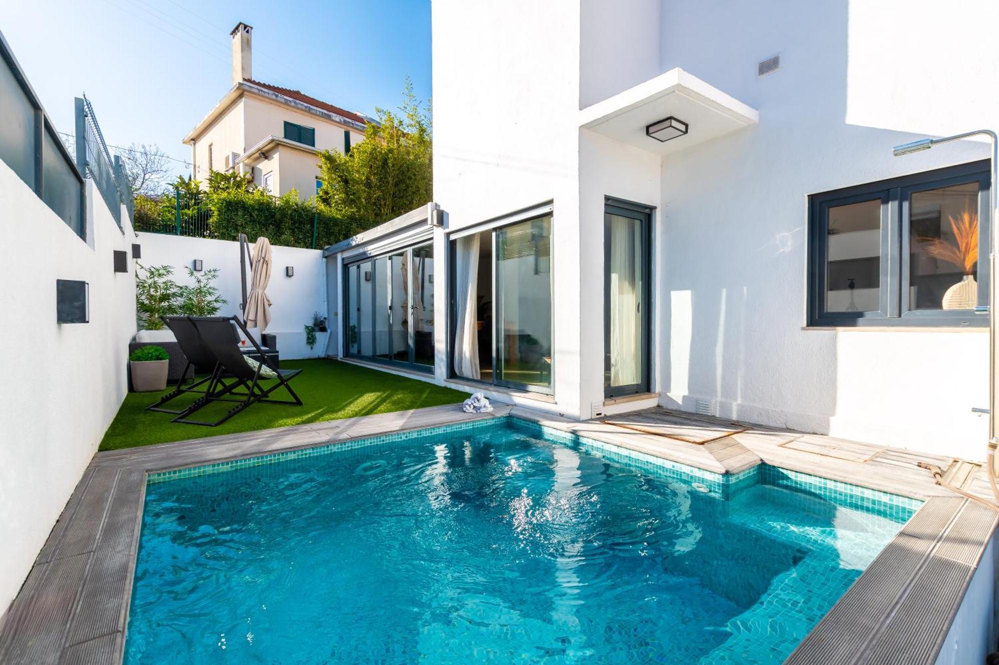 Luxury Villa With A Pool In The City - No Parties Allowed Lisabona Exterior foto